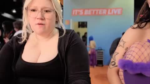 Piggy Rose online show from 10, 4, 2026