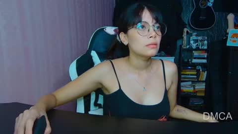 Snapshot of piixiie_d_oll chatting on 16, 9, 2025 Andrea G online show from 16, 9, 2025