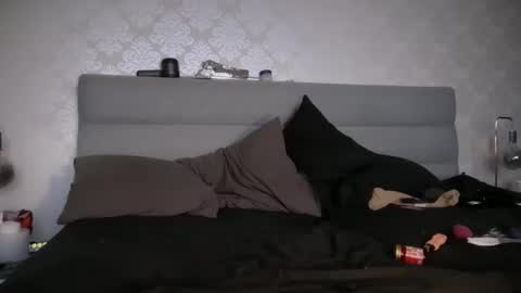 fitslut online show from 10, 1, 2026