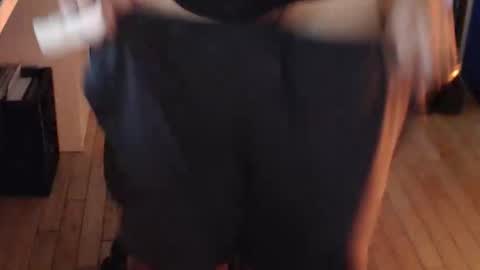 Snapshot of pimprobo chatting on 4, 12, 2025 Pimp Robo online show from 4, 12, 2025