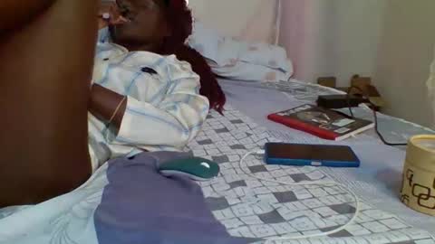 pinah1997 online show from 7, 4, 2026