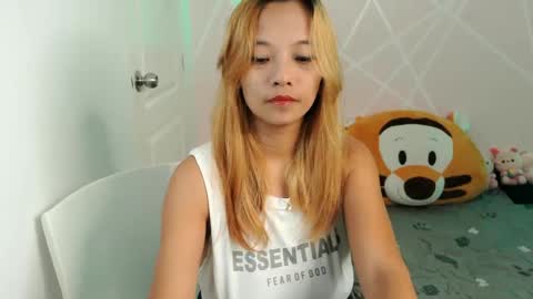 pinay beauty14 online show from 12, 12, 2024