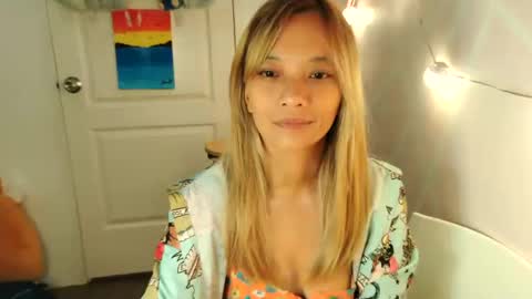 pinay beauty14 online show from 22, 2, 2025