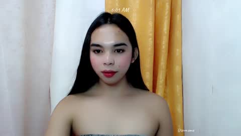 Snapshot of pinay_heart chatting on 5, 12, 2024 heart online show from 5, 12, 2024