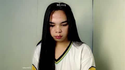 Snapshot of pinay_heart chatting on 29, 9, 2025 heart online show from 29, 9, 2025