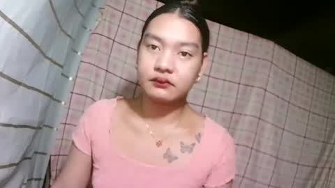 Snapshot of pinay_janella10 chatting on 24, 10, 2025 pinay_janella10 online show from 24, 10, 2025