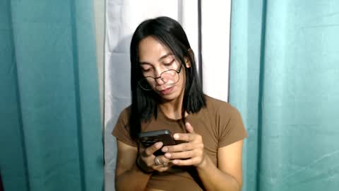 lucyLove online show from 10, 3, 2025