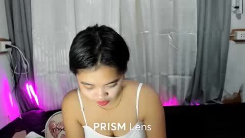 Snapshot of pinay_pleaseme chatting on 17, 5, 2026 pinay_pleaseme online show from 17, 5, 2026