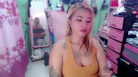 Snapshot of pinay_romancee chatting on 1, 8, 2026 pinay_romancee online show from 1, 8, 2026