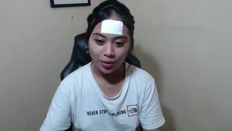 Snapshot of pinay_shinexxx chatting on 20, 4, 2026 pinay_shinexxx online show from 20, 4, 2026