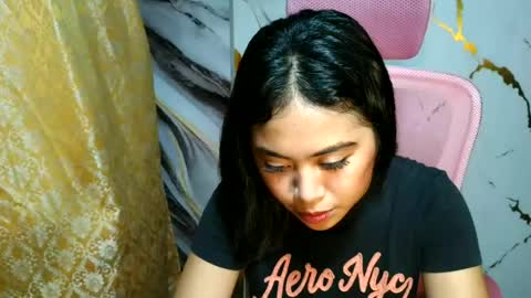 Snapshot of pinay_shinexxx chatting on 19, 6, 2026 pinay_shinexxx online show from 19, 6, 2026