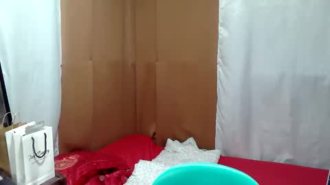 jilian  online show from 28, 5, 2026