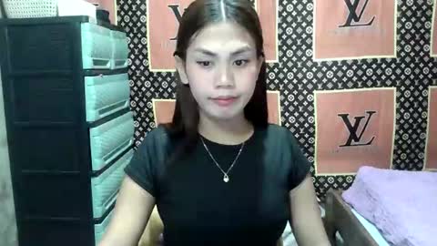 Snapshot of pinayloving_bella chatting on 28, 3, 2026 pinayloving_bella online show from 28, 3, 2026