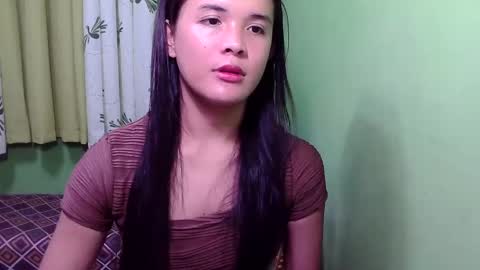 pinaymorena_rhowe online show from 7, 1, 2025