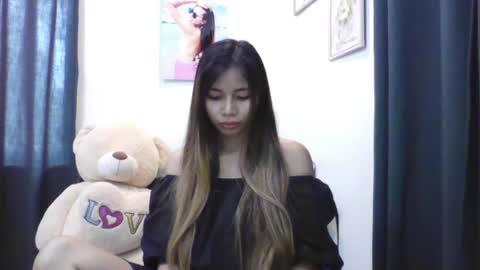 Snapshot of pinaypetite971689 chatting on 11, 1, 2025 pinaypetite971689 online show from 11, 1, 2025