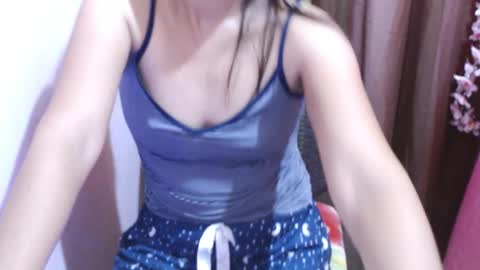 pinaypure_roses online show from 10, 9, 2025