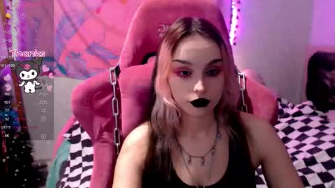 Snapshot of pineapple_dope chatting on 18, 1, 2026 Nancy online show from 18, 1, 2026