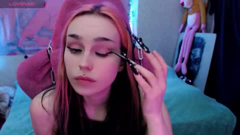 Snapshot of pineapple_dope chatting on 21, 3, 2026 Nancy online show from 21, 3, 2026