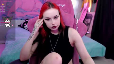 Snapshot of pineapple_dope chatting on 12, 4, 2026 Nancy online show from 12, 4, 2026