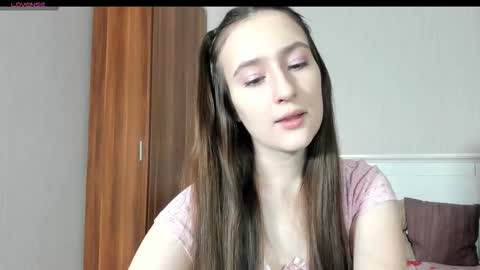 Snapshot of pingviluly chatting on 22, 9, 2025 pingviluly online show from 22, 9, 2025