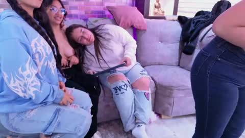 pink_as online show from 25, 6, 2026