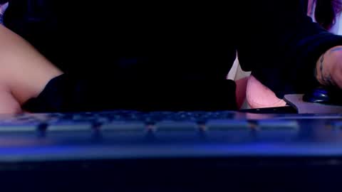 pink_blossom07 online show from 30, 10, 2025