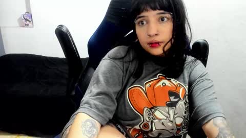 Snapshot of pink_dustt chatting on 12, 10, 2025 weedcandy ig y twitter xpink dustt online show from 12, 10, 2025