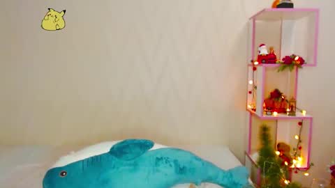 Snapshot of pink_pikachu_ chatting on 25, 11, 2025 Pikachu pika online show from 25, 11, 2025