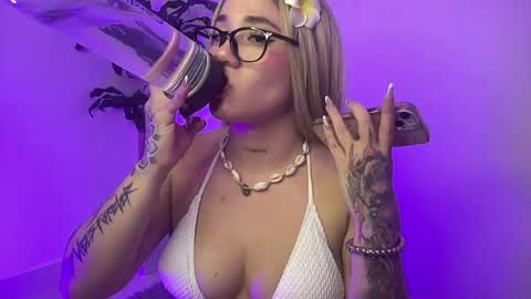 KELLY  online show from 23, 6, 2026