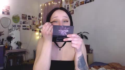 Snapshot of pink_soup chatting on 26, 10, 2025 Sony online show from 26, 10, 2025