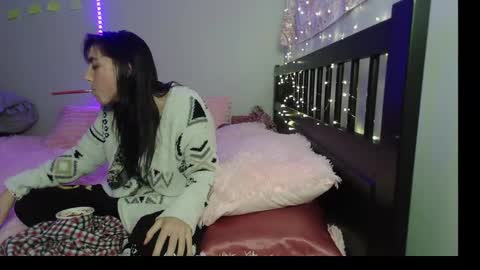 Snapshot of pink_tv chatting on 30, 9, 2025 pink_tv online show from 30, 9, 2025