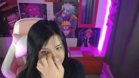 Snapshot of pink_yuii chatting on 8, 11, 2025 pink_yuii online show from 8, 11, 2025