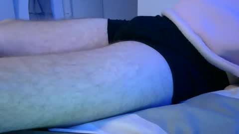 Snapshot of pinkboyyyy chatting on 13, 10, 2025 Pinkboy online show from 13, 10, 2025
