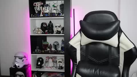 Snapshot of pinkcatlive chatting on 1, 2, 2026 Emily online show from 1, 2, 2026