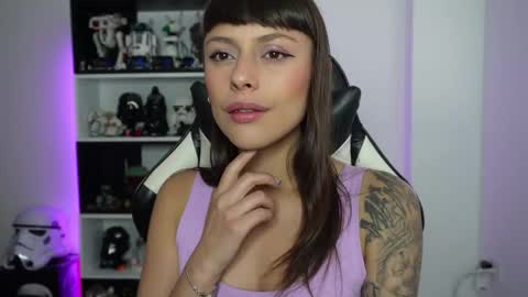 Snapshot of pinkcatlive chatting on 4, 2, 2026 Emily online show from 4, 2, 2026