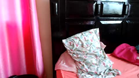 Snapshot of pinkdomina01 chatting on 19, 6, 2026 pinkdomina01 online show from 19, 6, 2026