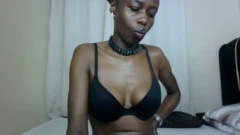 Pinkie online show from 19, 2, 2025