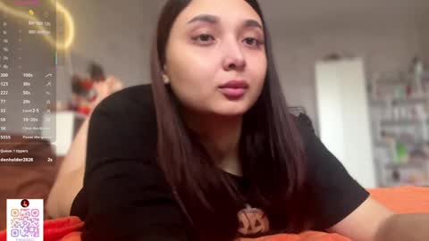 Snapshot of pinkncrazy chatting on 25, 10, 2025  HERES ALICE  WELCOME EVERYONE LOVENSE DOMI REACT TO YOUR TIPS LETS MAKE A GREAT SHOW TOGETHER  online show from 25, 10, 2025
