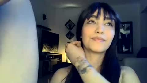 Snapshot of pinkpigss chatting on 18, 3, 2026 Lali Milo online show from 18, 3, 2026