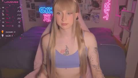 pinkvenom_ online show from 1, 10, 2025