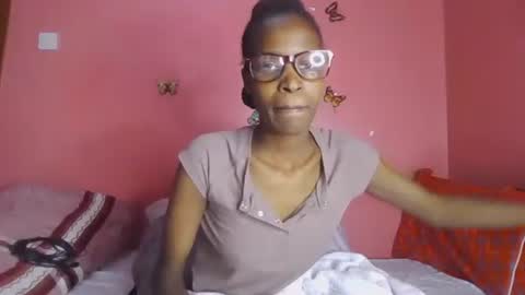 pinky_cockoo online show from 10, 5, 2026