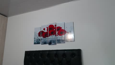 pinky_f00x online show from 3, 10, 2025