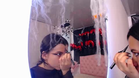 pinky_f00x online show from 30, 10, 2025