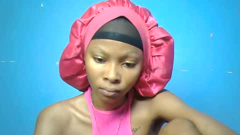 pinky_lov online show from 6, 10, 2025