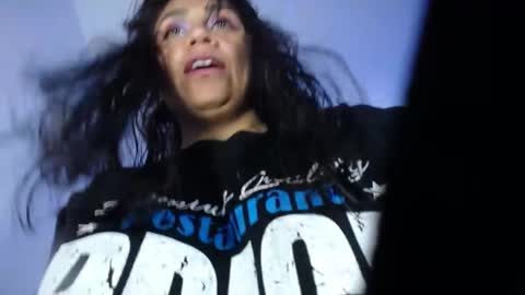 VIOLETA LOPEZ online show from 6, 1, 2025