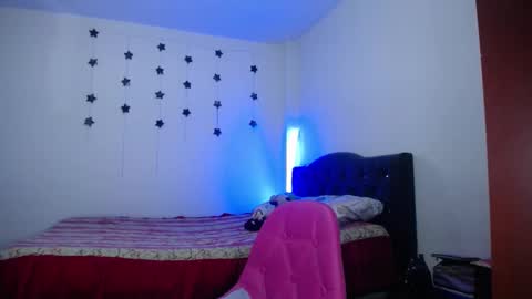 VIOLETA LOPEZ online show from 24, 1, 2025