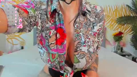 Snapshot of pinkyishere chatting on 9, 2, 2025 Pinkyishere online show from 9, 2, 2025