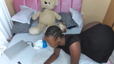 Pinky online show from 22, 11, 2025