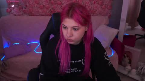 pinkytrix online show from 1, 5, 2026
