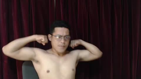 Snapshot of pinoy_bigcummer chatting on 3, 4, 2026 pinoy_bigcummer online show from 3, 4, 2026